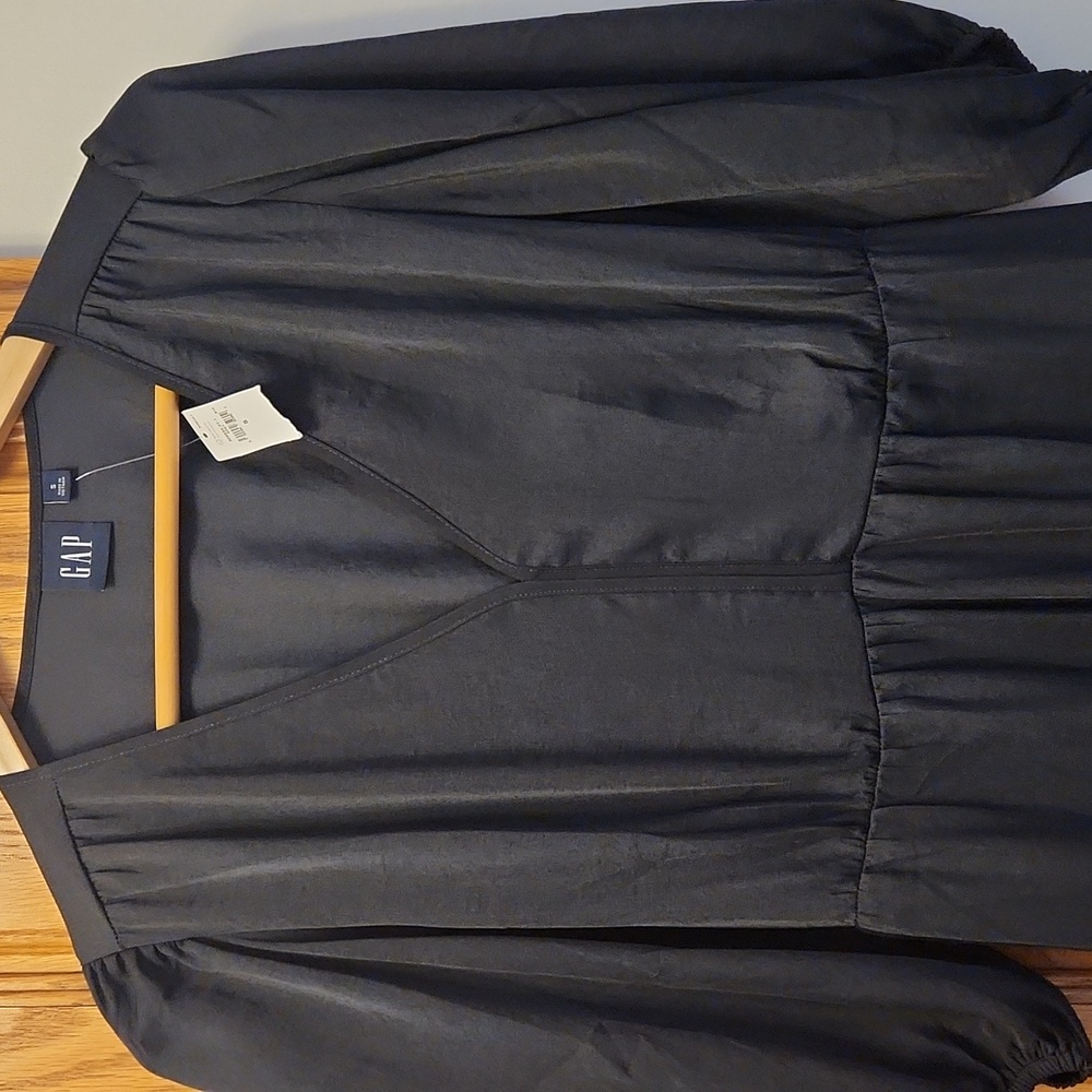 GAP - Picture 4 of 8